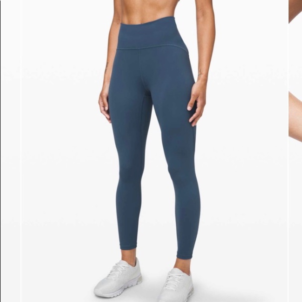 Lululemon Train Time // Code Blue // Sz 4